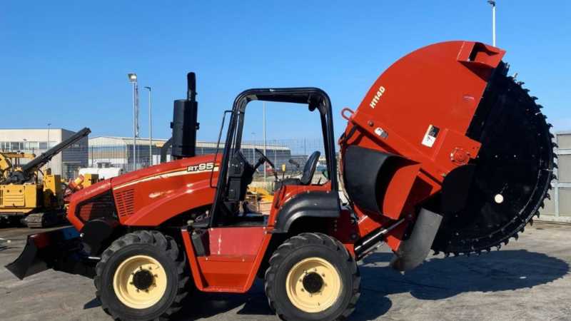 OmecoHub - DITCH WITCH RT95