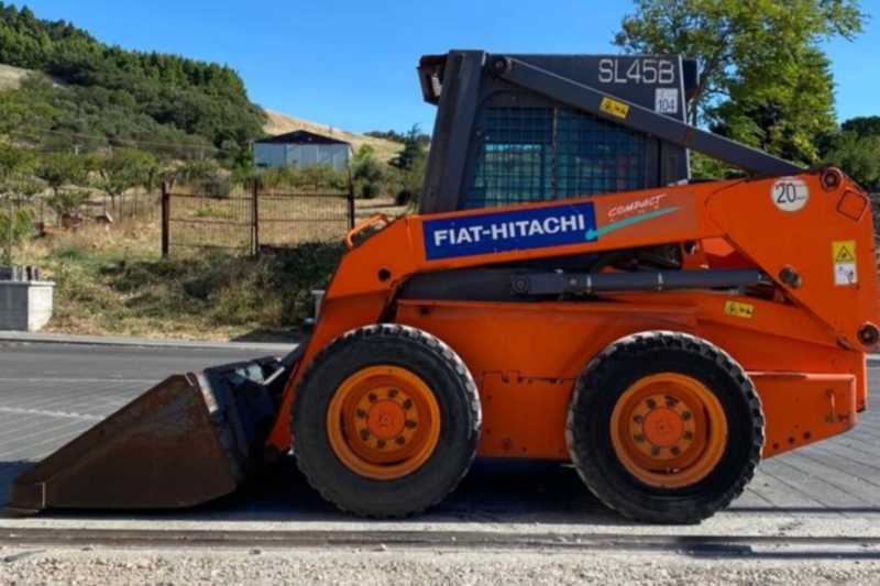 OmecoHub - Immagine FIAT HITACHI SL45BH