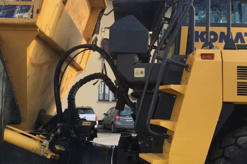 OmecoHub - Immagine KOMATSU HM300-5