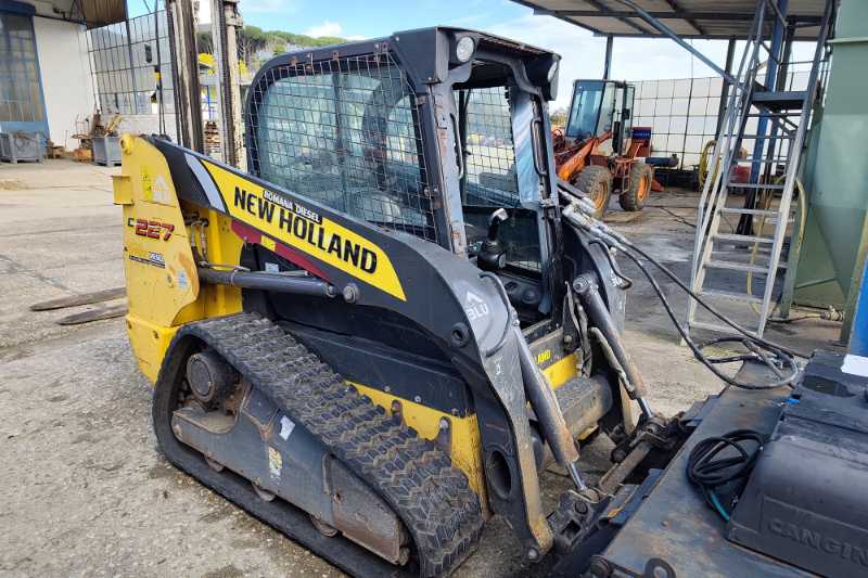 OmecoHub - Immagine NEW HOLLAND C227