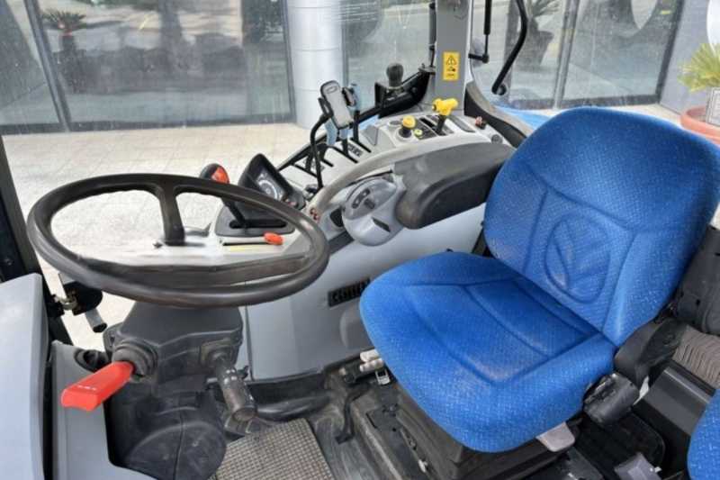 OmecoHub - Immagine NEW HOLLAND T6070