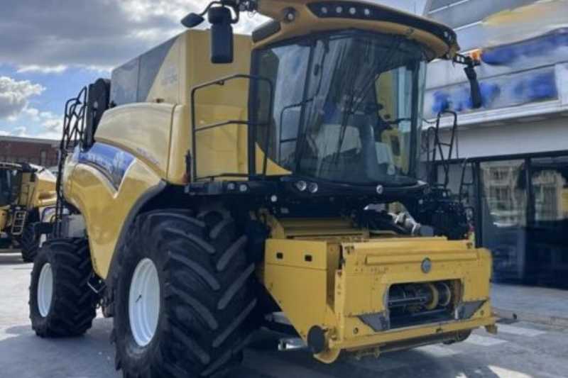 OmecoHub - Immagine NEW HOLLAND CR7.90