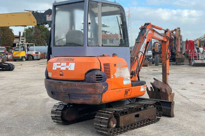 OmecoHub - Immagine FIAT HITACHI FH22.2