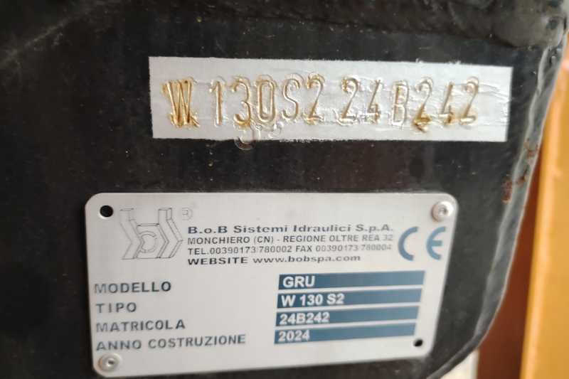 OmecoHub - Immagine LONGO CASSONE CON GRU