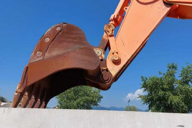 OmecoHub - Immagine HITACHI EX800H-5